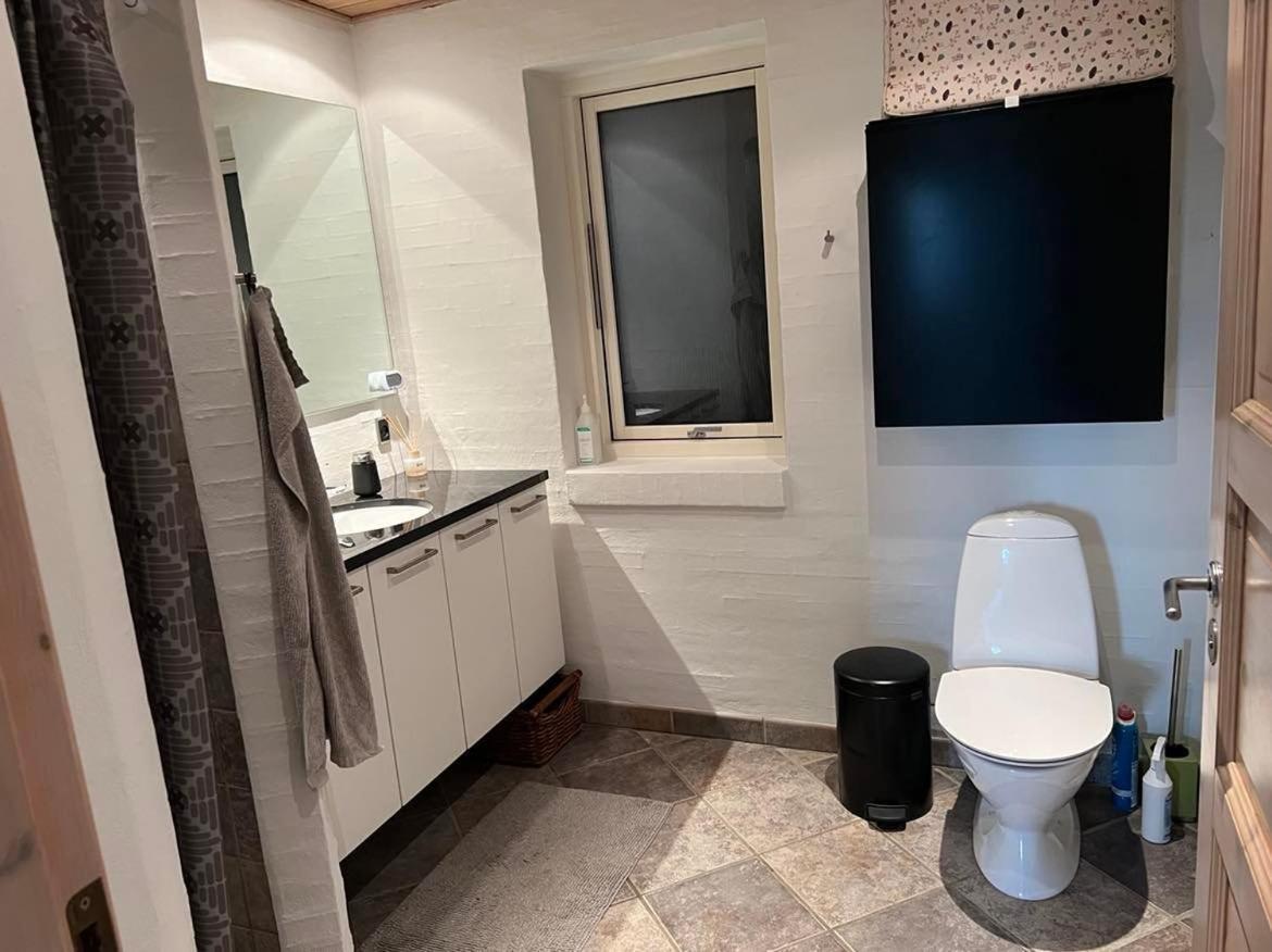 Ebbesens Bed And Bath - Two Double Rooms แฮร์นิง ภายนอก รูปภาพ