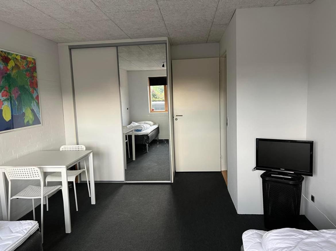 Ebbesens Bed And Bath - Two Double Rooms แฮร์นิง ภายนอก รูปภาพ